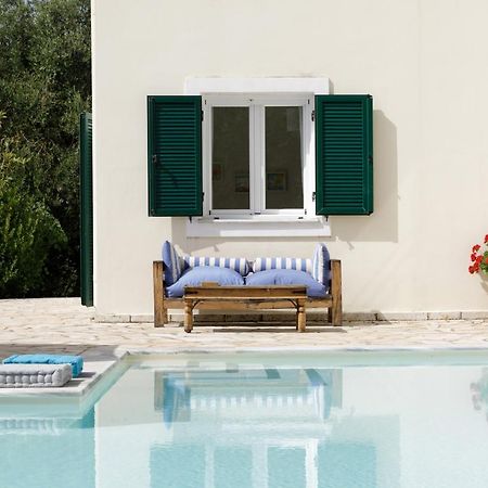 Villa Melissonia Agios Stefanos  Eksteriør bilde